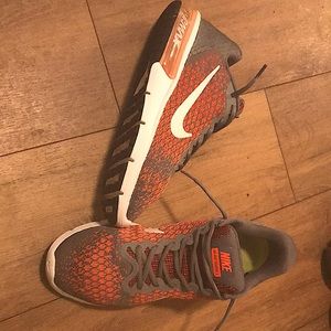 Nike AirMax Sequent 2